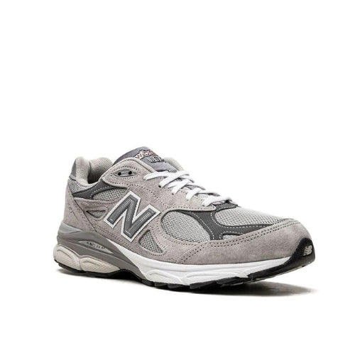 New Balance 990 V3