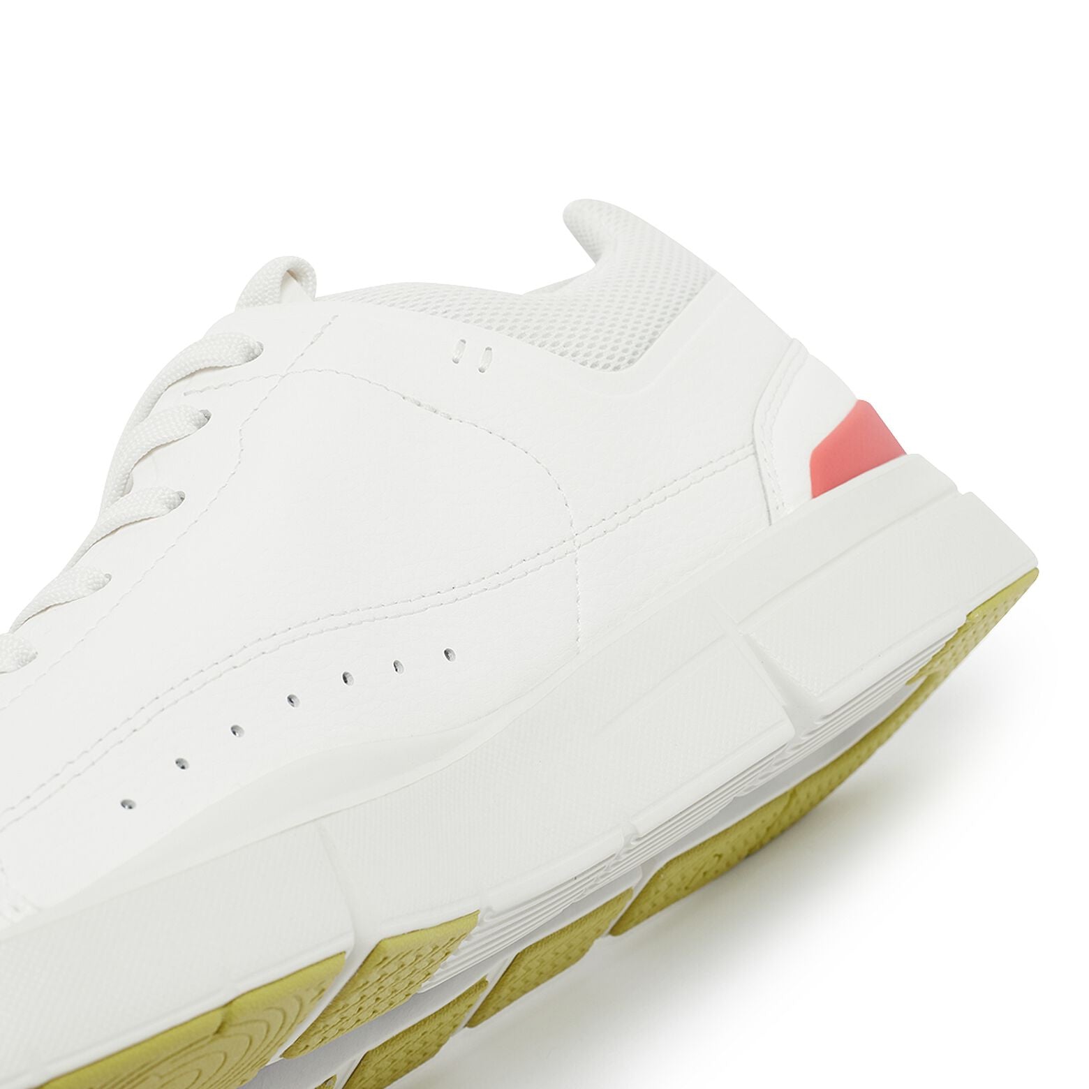 On Running The Roger Centre Court White/Coral Sneakers