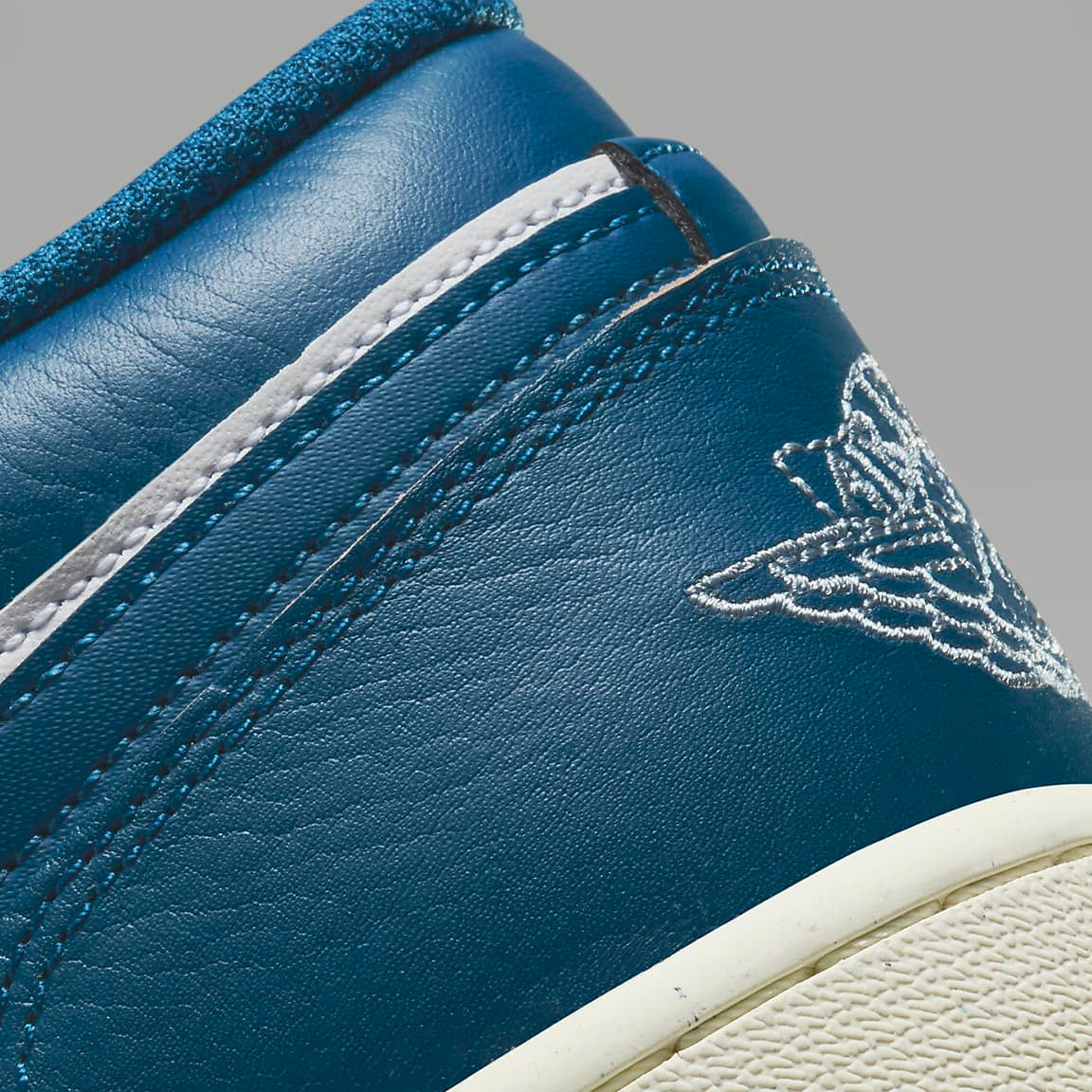 Air Jordan 1 Low SE