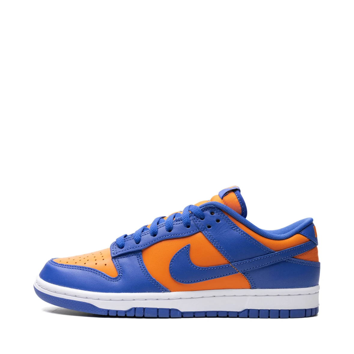 Nike Dunk Low Retro Sneakers