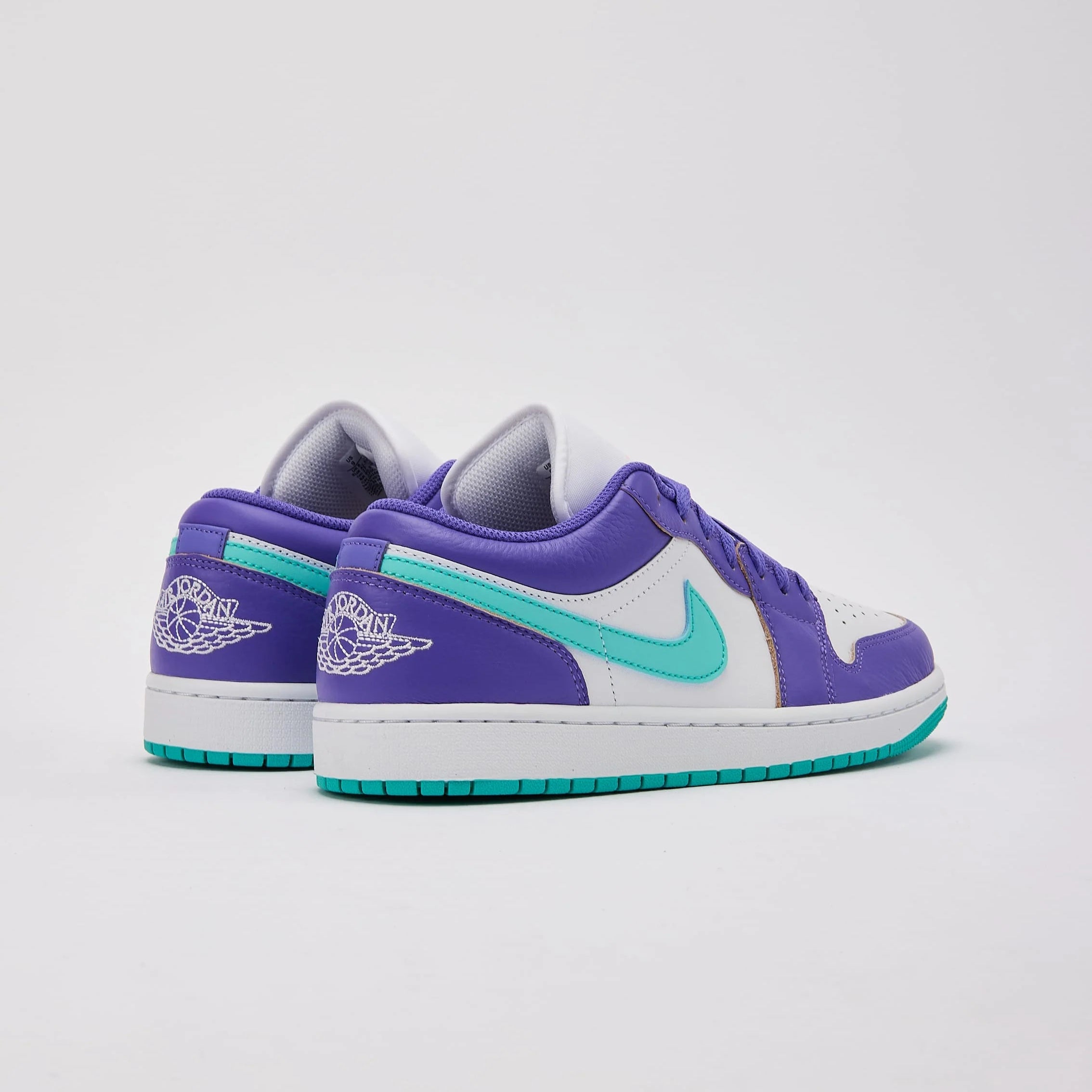 Jordan 1 Low SE
