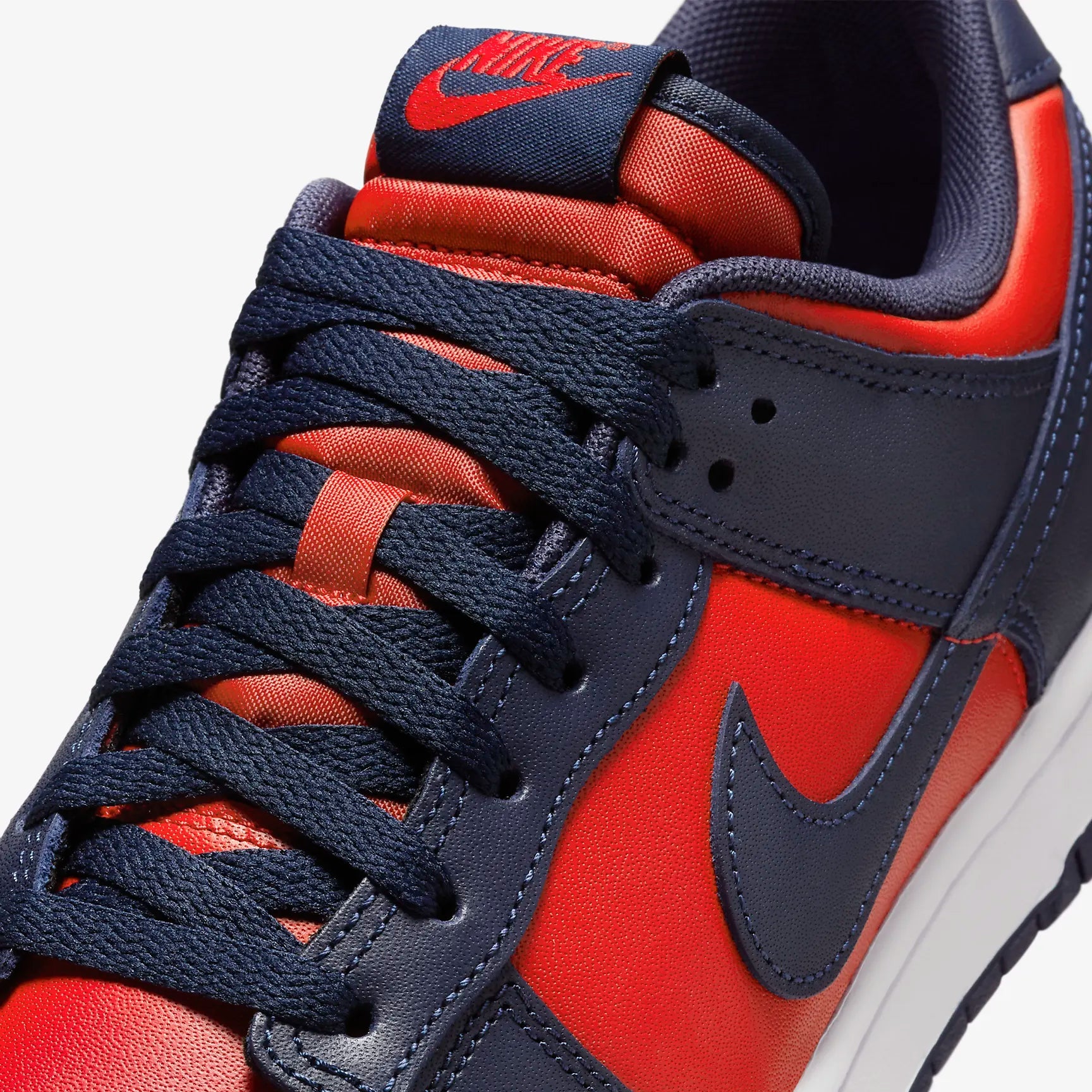 Nike Dunk Low Retro