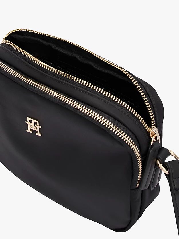 Tommy Hilfiger Emblem Crossover Bag