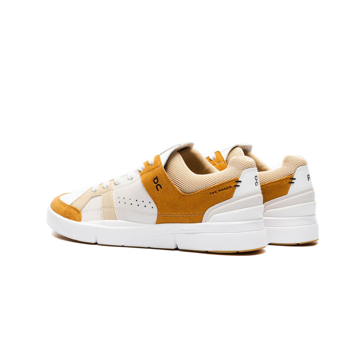 On Running The Roger Clubhouse Almond/Sand Sneakers