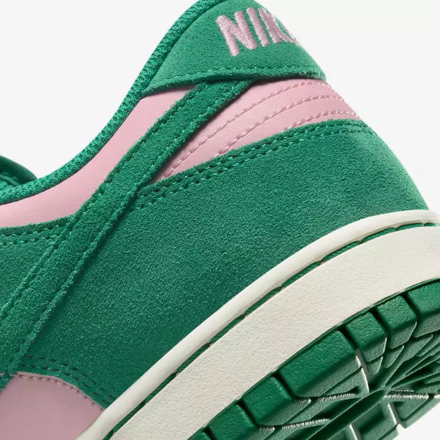 Nike Dunk Low Retro SE