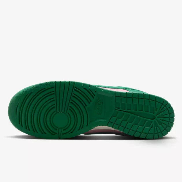 Nike Dunk Low Retro SE