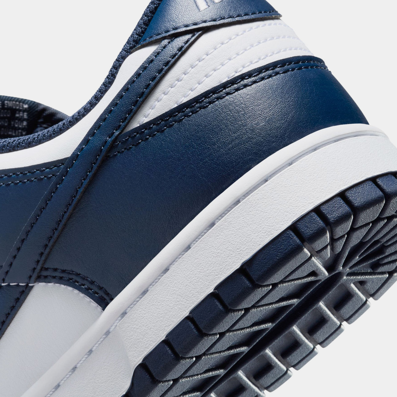 NIKE Dunk Low NN