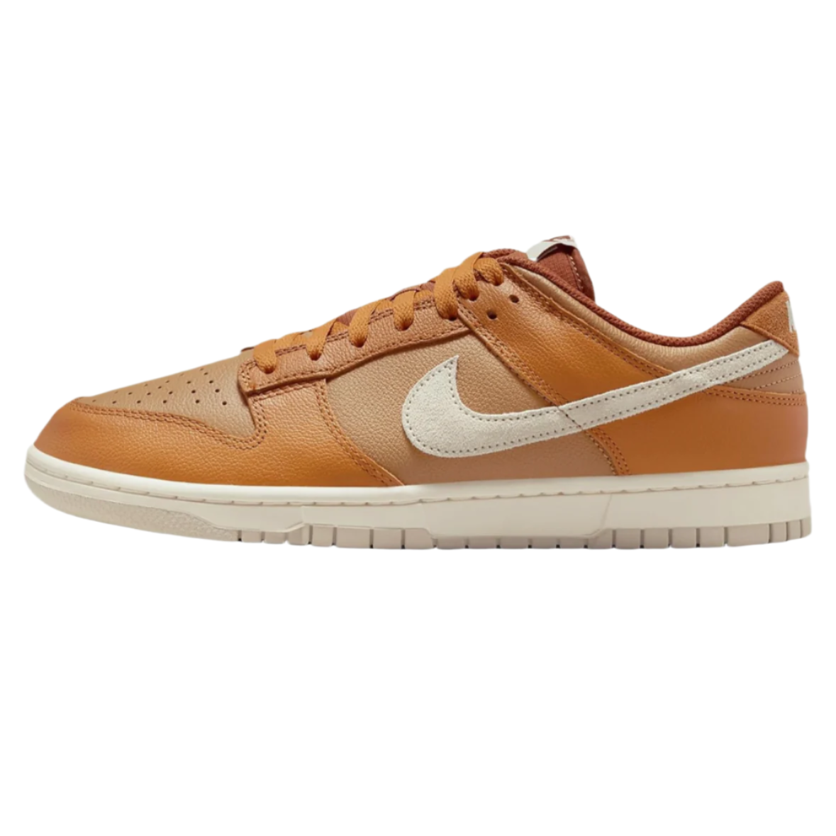 Nike Dunk Low Retro SE Sneakers