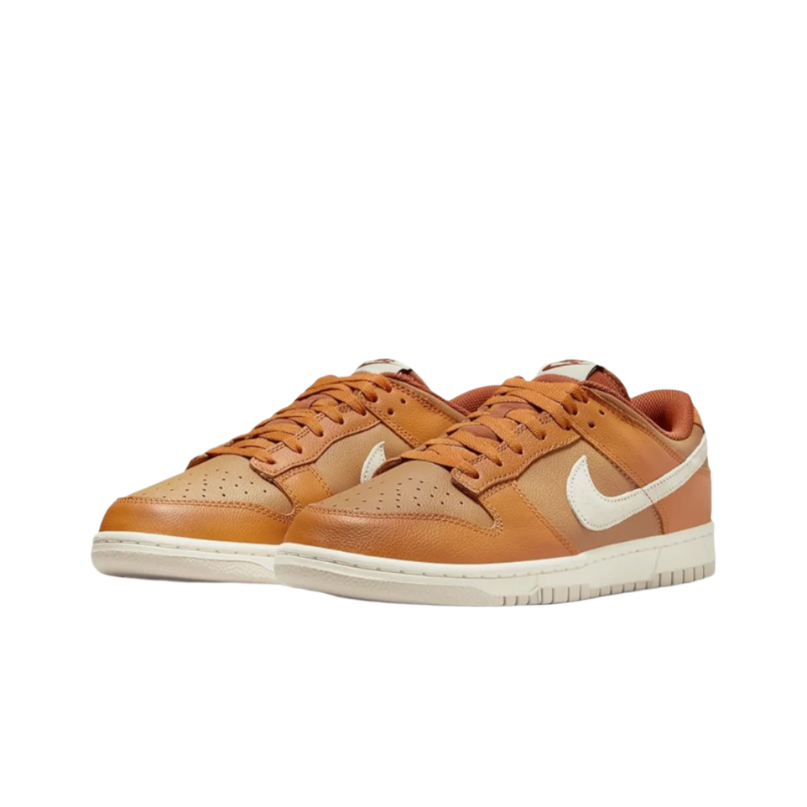 Nike Dunk Low Retro SE Sneakers