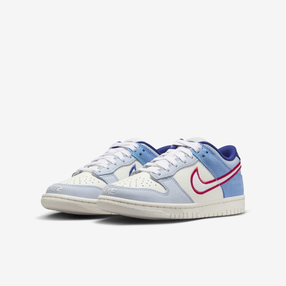 Nike Dunk Low (GS) Sneakers