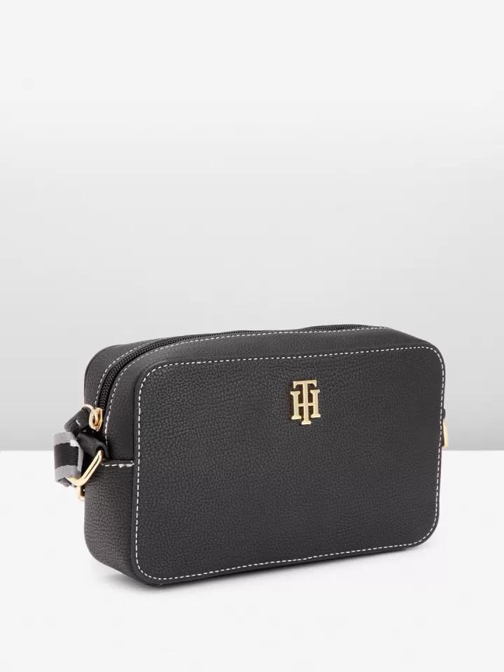 Tommy Hilfiger Gina li Camera Crossbody Pebble